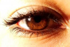A szemet r kros UV sugrzs elleni vdelem