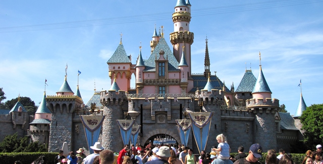 Disneylandbl kezdett el ismt terjedni a kanyar Amerikban