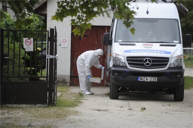 Bűnügyi helyszínelő Inárcson egy hivatalnál