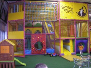 Kalandpark jatszohaz