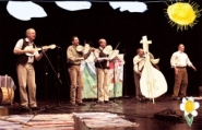 Eg�sz napos csal�di zeneforgataggal kezd�dik a ny�r! - Tan�vz�r� csokikoncert