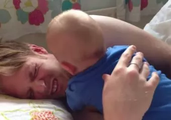 Apa, felkelni! - ébresztés baba-módra 