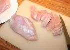 Baba receptek 7 hónapos kortól: Csirkekockák, vagy csirkepép - egy kis trükk, ami megkönnyíti az anyukák életét