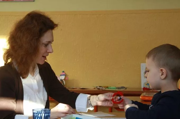 Új, világhírű magyar módszerrel segítenek a "problémás" gyerekeken