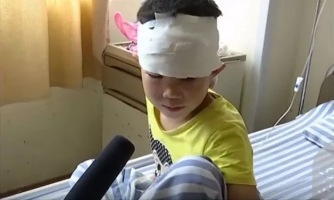 "Előbb Aput mentsétek!" - hatéves kínai kisfiú megható kérése a mentősökhöz