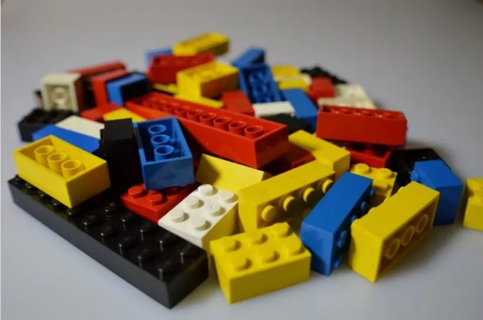 Hamis Lego a karácsonyfa alatt - többen pórul jártak, akik a Tesco-ban vásároltak