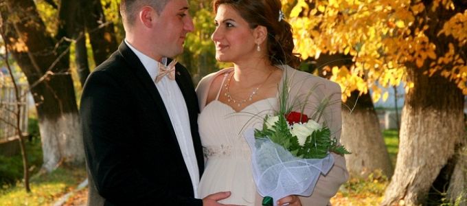 A fiatal házasok akár törlesztés nélkül is kaphatnak tízmillió forintos babaváró támogatást A fiatal házasok akár törlesztés nélkül is kaphatnak tízmillió forintos babaváró támogatást