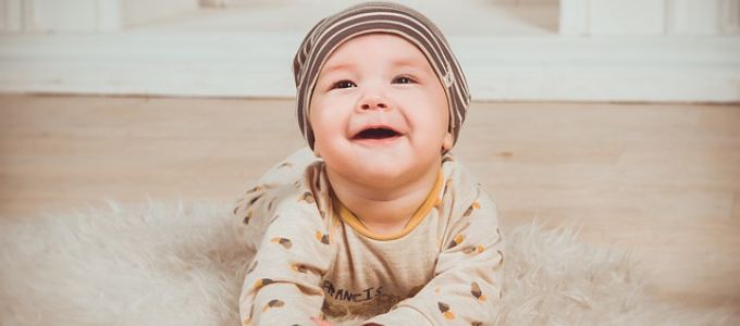 Ezért gond, ha a baba nem szeret hason lenni Ezért gond, ha a baba nem szeret hason lenni