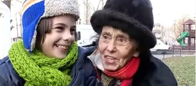 66 évesen lett anya, és bár sokan bántják, ő büszke a lányára 66 évesen lett anya, és bár sokan bántják, ő büszke a lányára