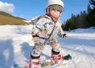 1 éves és már snowboardozik - mikor vezessük be a téli sportokat?