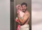 Ez az apuka és a kislánya az egész világ arcára mosolyt csal