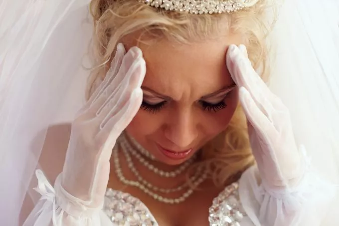 Sokkot kapott, amikor meglátta, hogy vőlegényét szoptatja az anyja az esküvőjük előtt