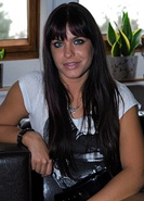 Dr Heni gyermeket szeretne