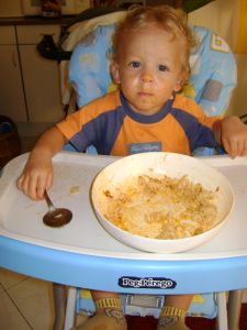 Táplálékallergia gyermekkorban: tünetek, vizsgálatok és kezelés