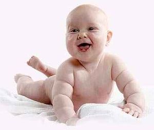 Megjult NIVEA&#174; Baby NutriSensitive termkcsald - Termszetes harmnia a babnak is