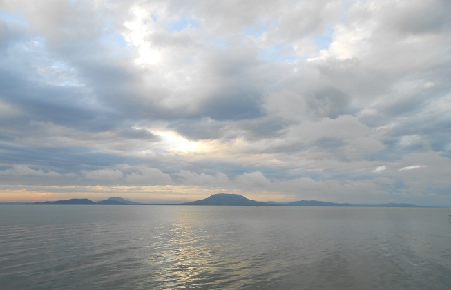 belefulladt a balatonba