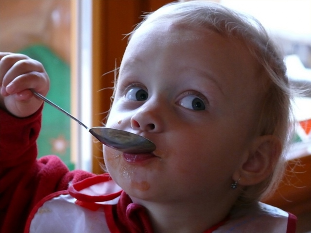csecsemőkori és kisgyermekkori táplálási hibák