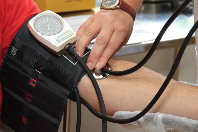 a magas vérnyomás és az erek kezelése népi gyógymódokkal