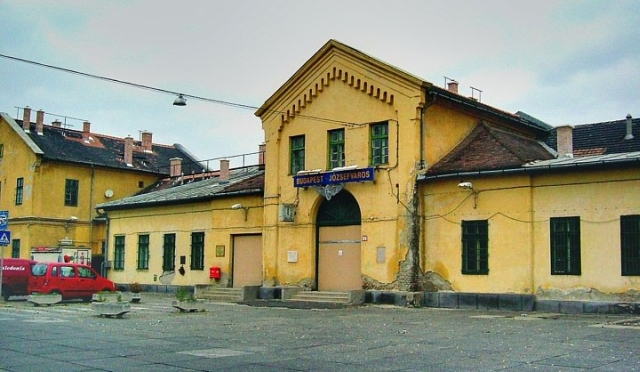Jzsefvrosi plyaudvar