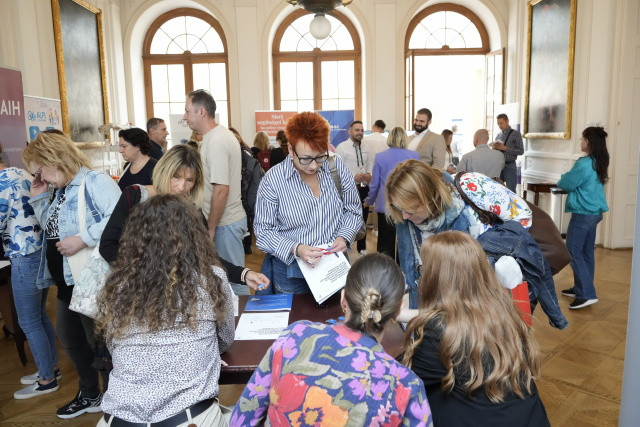 Digitlis Gyermek Jllti Konferencia s Killts