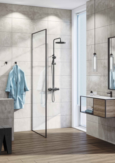 Fürdőszoba- és otthoni wellness kiállítas - matt fekete zuhanyszett
