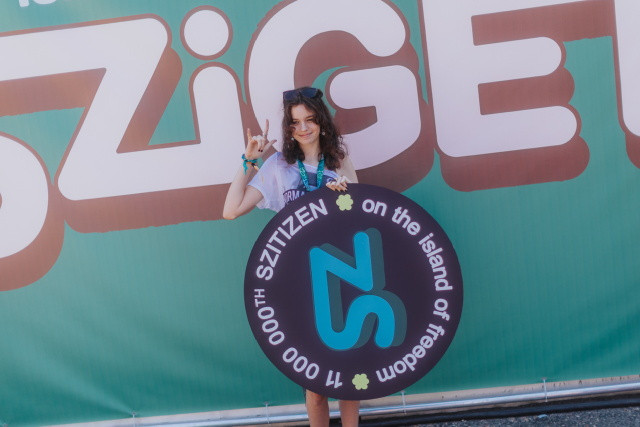 A 11 milliomodik Szitizen (Sziget-látogató)