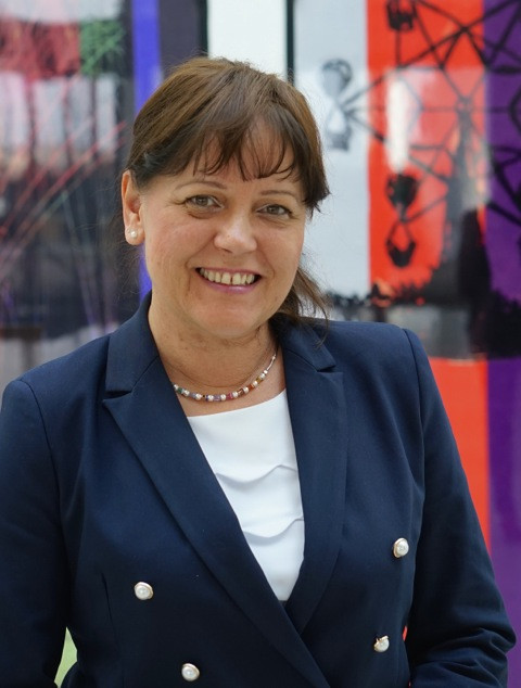 dr. Farkas Henriette