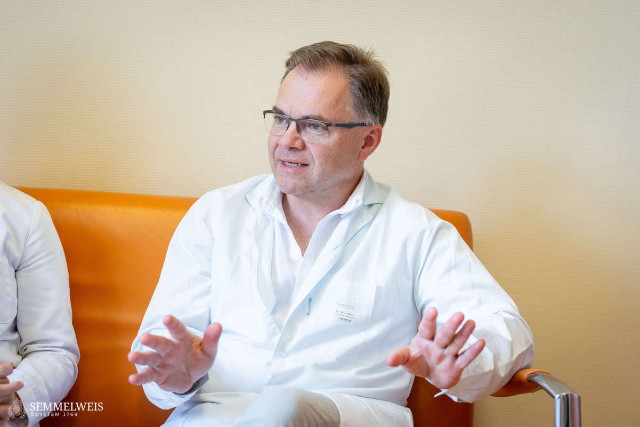 dr. Kósa János dr. Kósa János