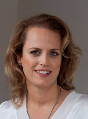 dr. Kov�cs Anik�