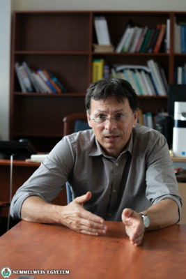 dr. Purebl György egyetemi tanár