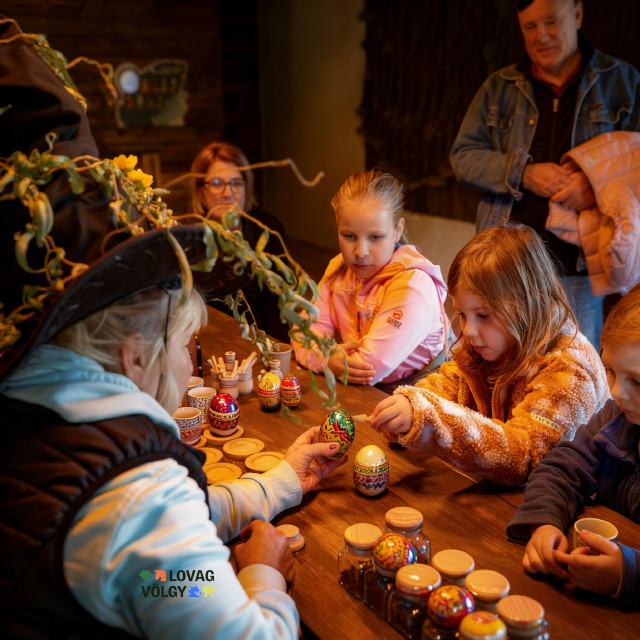 Lovagv�lgy - h�sv�ti programok