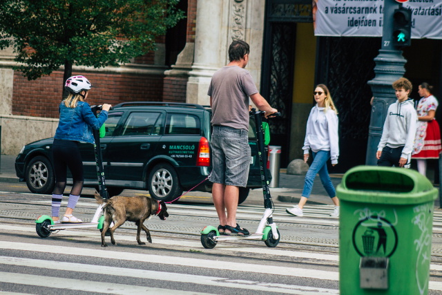 elektromos roller (Budapesten)