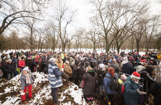 Karcsonyi Szeretetlakoma a Npligetben