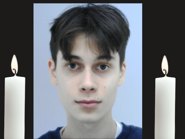 Iskol�j�ban m�r gyerty�t gy�jtottak az elt�nt M�ty�s�rt �s kitett�k a fekete z�szl�t