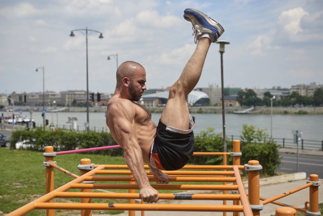 Budapest Urban Games - street workout - Pál Vilmos