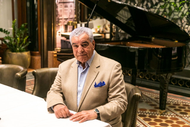 Prof Zahi Hawass a Tutanhamon kiállításon