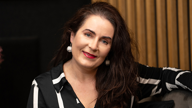 Amir�l neh�z besz�lni: amikor a gy�sz �s a b�ntudat a sz�l�–gyerek kapcsolatba szorul