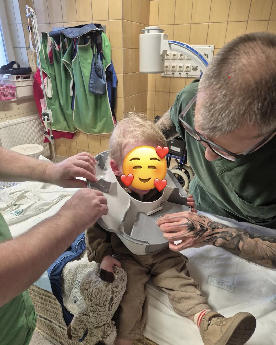 WC-�l�k�be szorult a feje egy kisfi�nak - a Heim P�l k�rh�zban oper�lt�k le r�la