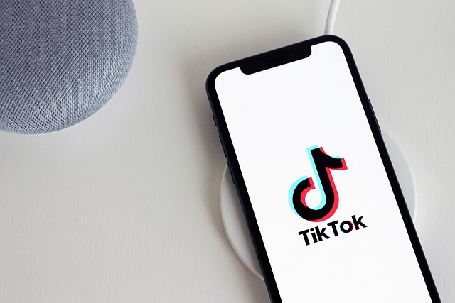 Tik-Tok