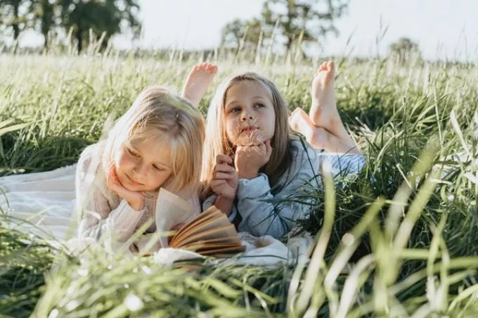 Nyárvégi bakancslista gyerekekkel: 29 vidám, kedves ötlet a szünet utolsó napjaira Nyárvégi bakancslista gyerekekkel: 29 vidám, kedves ötlet a szünet utolsó napjaira