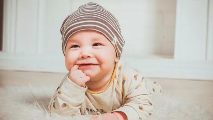 Milyen problémákat okozhat a babáknál a fogzás?