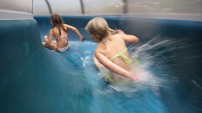 Kislányokat molesztált egy 56 éves férfi egy budapesti fürdőben Kislányokat molesztált egy 56 éves férfi egy budapesti fürdőben