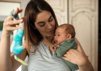 10 készségfejlesztő játék a babával 6 hónapos korig