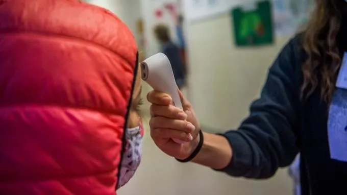 Várjuk, de nem bármilyen áron - pedagógusok, szülők és diákok az iskolanyitásról Várjuk, de nem bármilyen áron - pedagógusok, szülők és diákok az iskolanyitásról