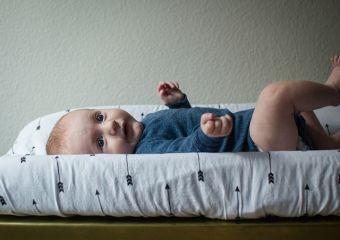 Mit tegyünk, ha leesett a baba az ágyról? - A gyermeksebész válaszol