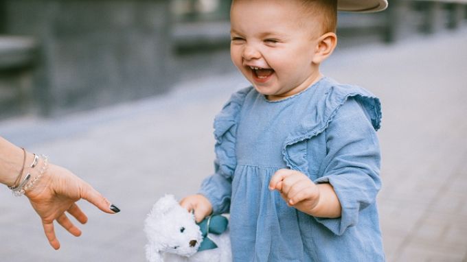 10 fontos mérföldkő a baba mozgásfejlődésében 10 fontos mérföldkő a baba mozgásfejlődésében