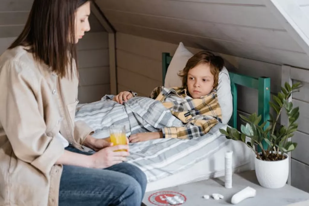 Egy sima megfázásnak hitték – kórház lett a vége a babánál: itt az RSV
