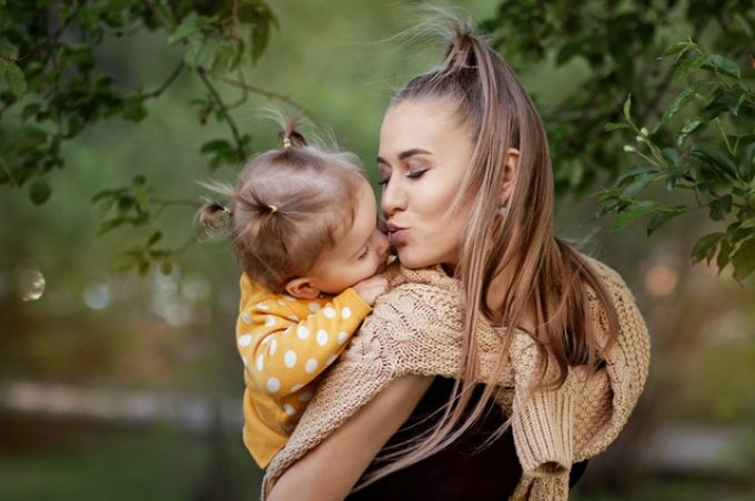 Meglepő lista anyukáktól: 10 titok, amitől könnyebb az anyaság Meglepő lista anyukáktól: 10 titok, amitől könnyebb az anyaság