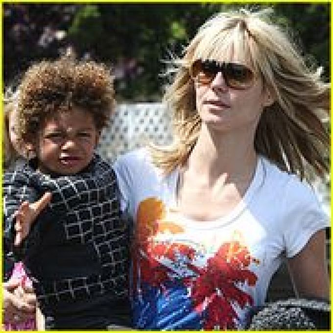 Négyszeres anyuka lesz Heidi Klum Négyszeres anyuka lesz Heidi Klum