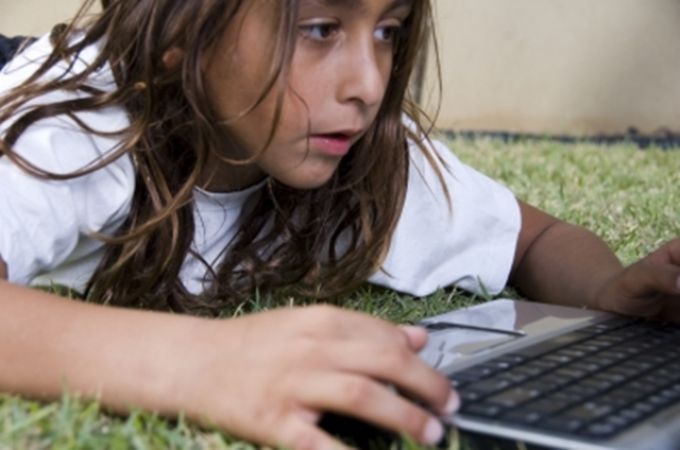 Az online függőség személyiségtorzuláshoz vezethet Az online függőség személyiségtorzuláshoz vezethet